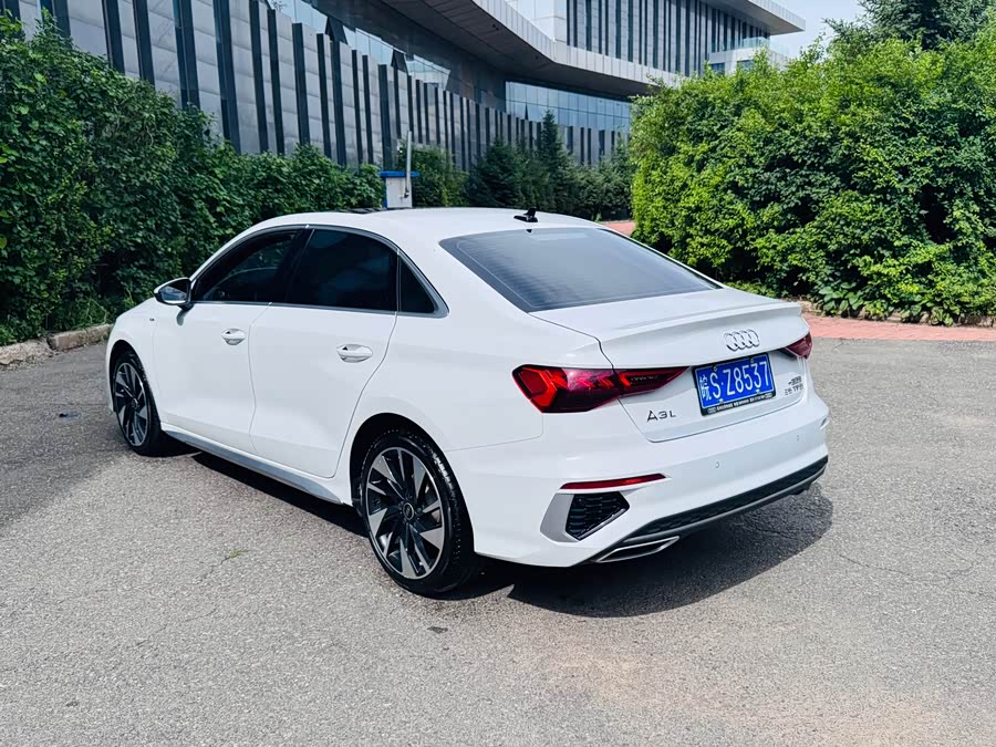 Audi A3 2023 A3L Limousine 35 TFSI Fashion Sport - zdjęcie 4