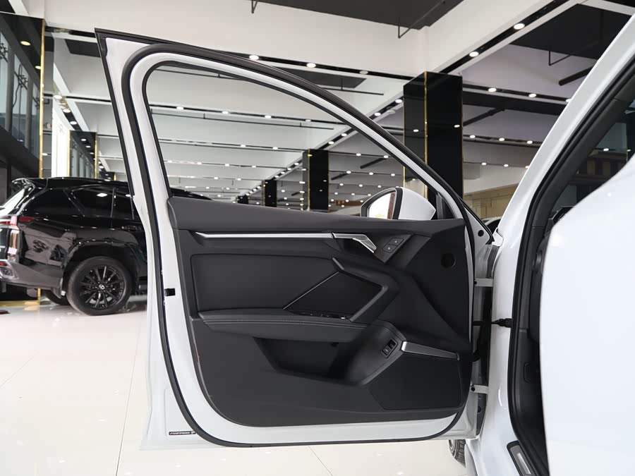 Audi A3 2023 A3L Limousine 35 TFSI Fashion Sport - zdjęcie 5