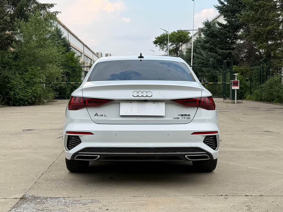 Audi A3 2023 A3L Limousine 35 TFSI Fashion Sport - zdjęcie 6