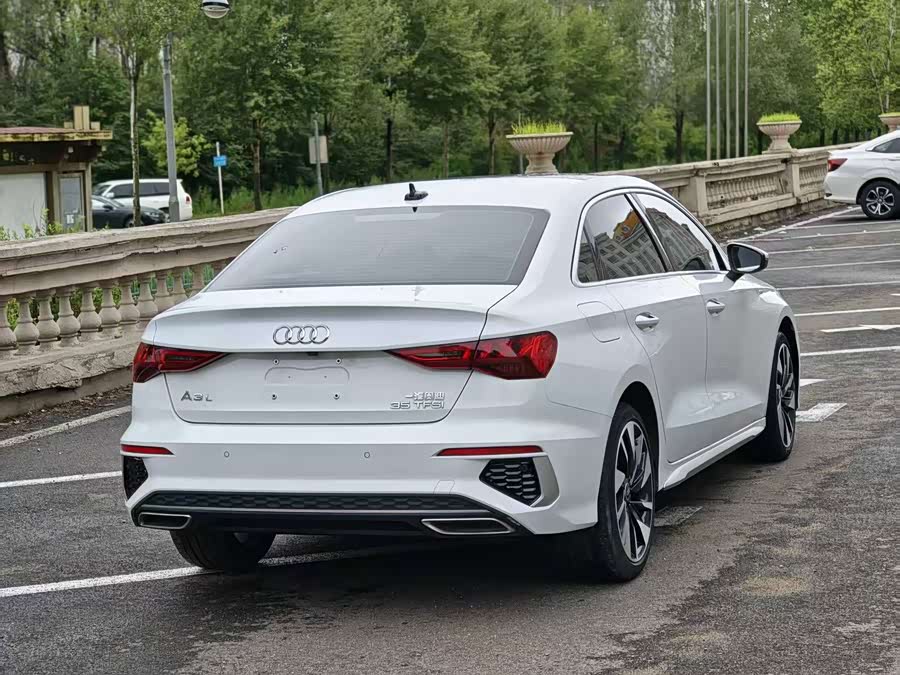 Audi A3 2023 A3L Limousine 35 TFSI Fashion Sport - zdjęcie 6