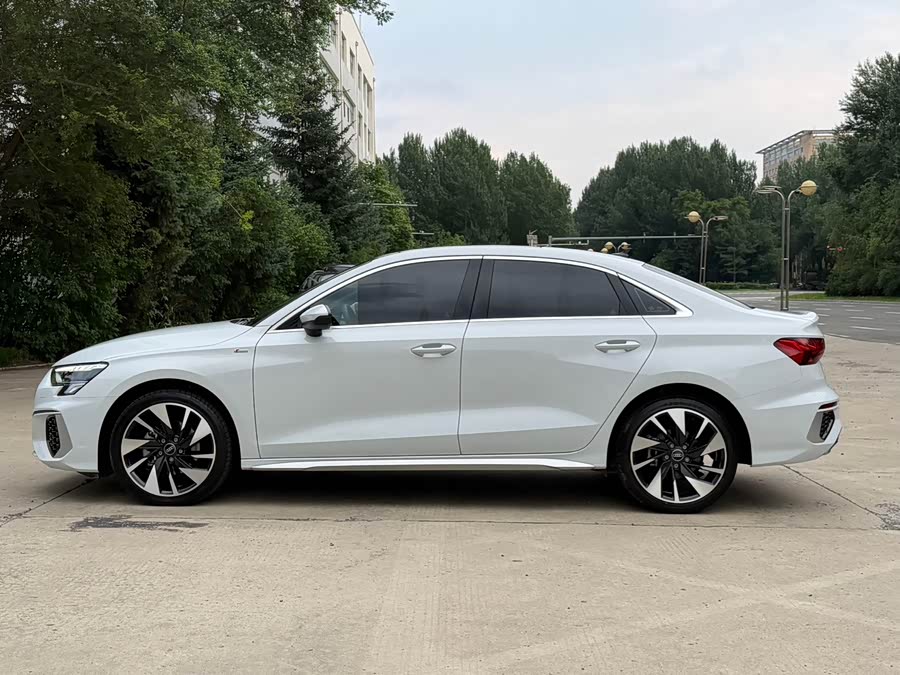 Audi A3 2023 A3L Limousine 35 TFSI Fashion Sport - zdjęcie 8