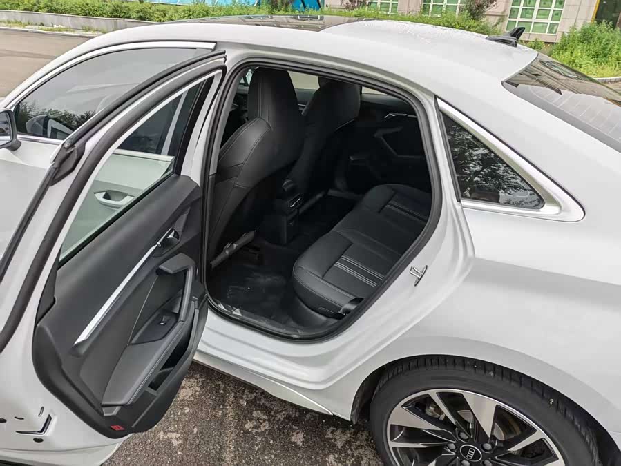 Audi A3 2023 A3L Limousine 35 TFSI Fashion Sport - zdjęcie 10