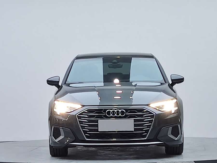 Audi A3 2023 A3L Limousine 35 TFSI Fashion - zdjęcie 2