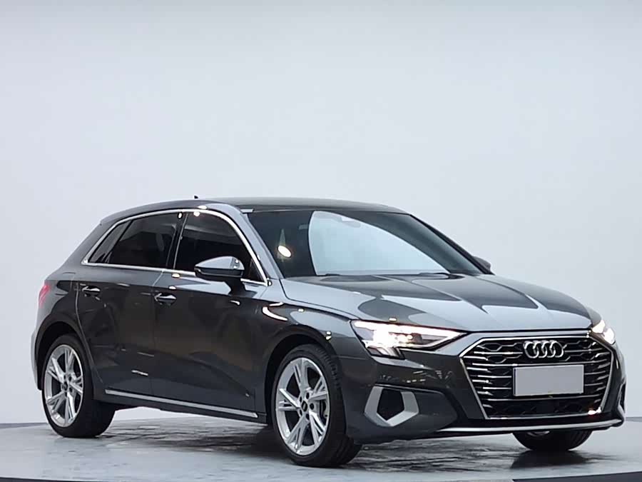 Audi A3 2023 A3L Limousine 35 TFSI Fashion - zdjęcie 3