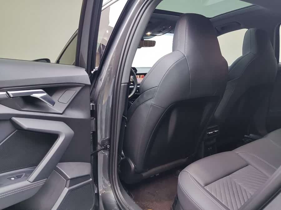 Audi A3 2023 A3L Limousine 35 TFSI Fashion - zdjęcie 8
