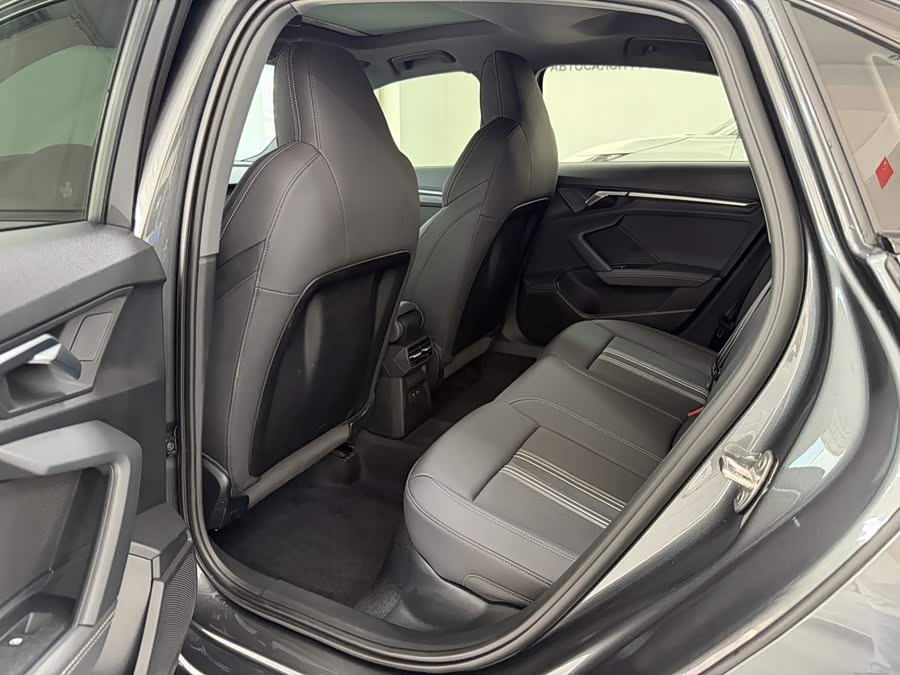 Audi A3 2023 Facelift A3L Limousine 35 TFSI Fashion Sport Type - zdjęcie 13