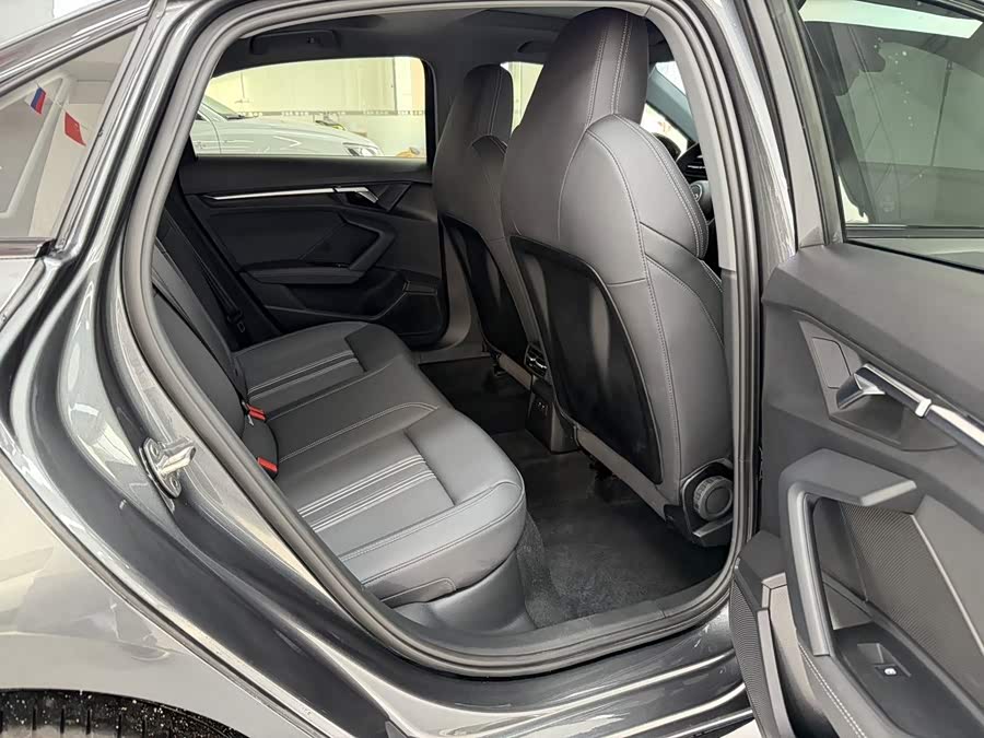 Audi A3 2023 Facelift A3L Limousine 35 TFSI Fashion Sport Type - zdjęcie 14