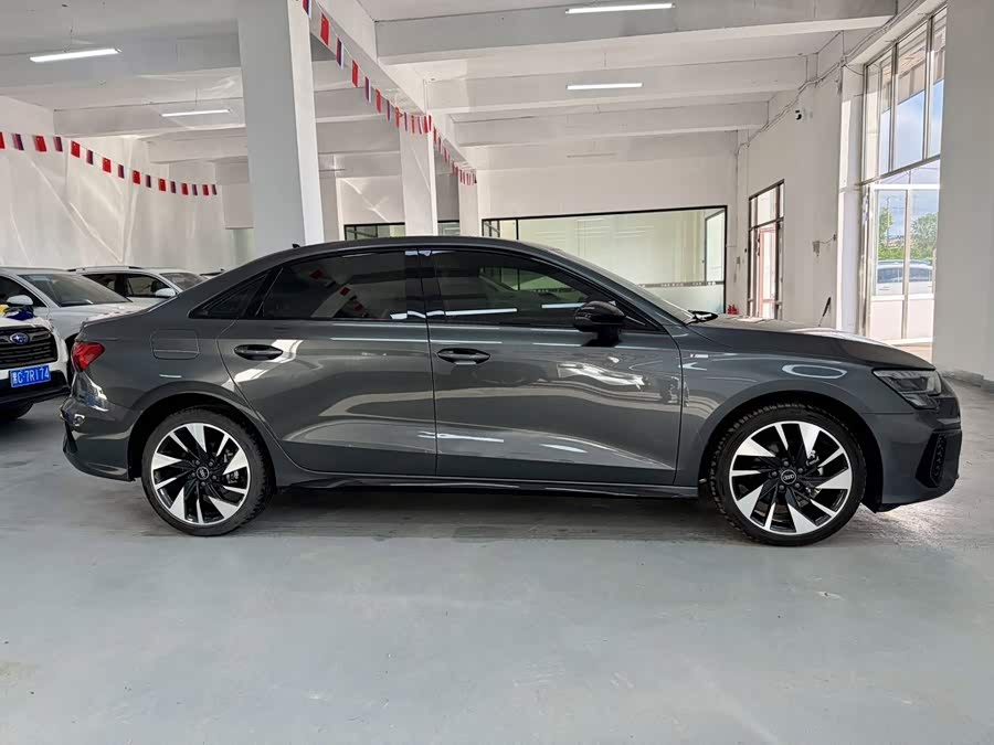 Audi A3 2023 Facelift A3L Limousine 35 TFSI Fashion Sport Type - zdjęcie 4