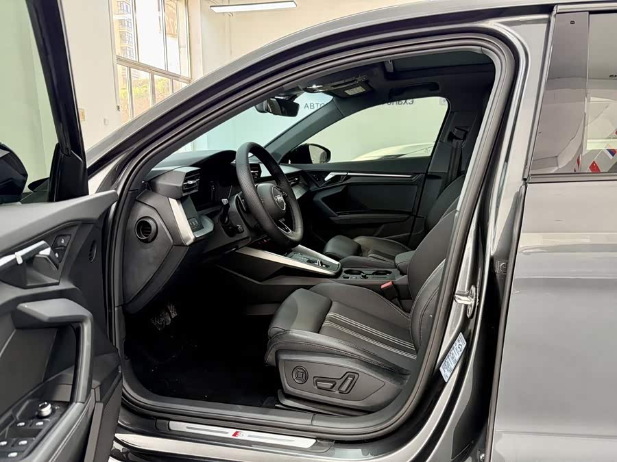 Audi A3 2023 Facelift A3L Limousine 35 TFSI Fashion Sport Type - zdjęcie 8