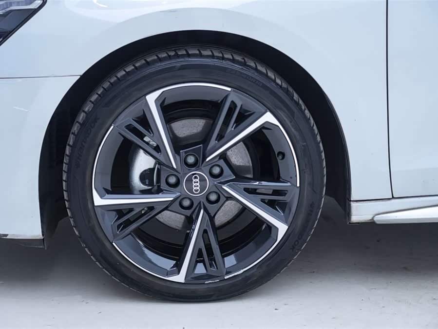 Audi A3 2023 Sportback 35 TFSI Fashion Sport Type - zdjęcie 13