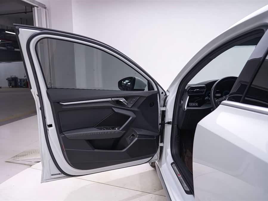 Audi A3 2023 Sportback 35 TFSI Fashion Sport Type - zdjęcie 14