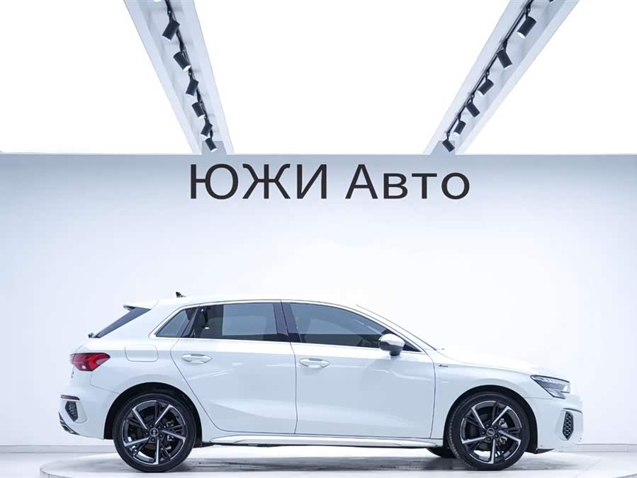 Audi A3 2023 Sportback 35 TFSI Fashion Sport Type - zdjęcie 4