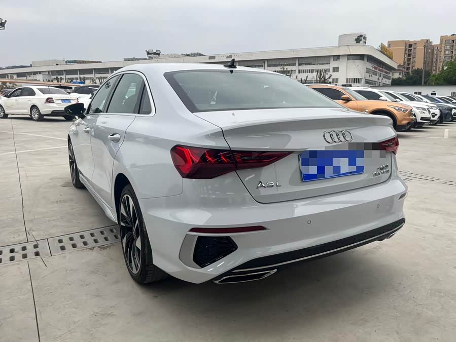 Audi A3 2024 A3L Limousine 35 TFSI Fashion Sport - zdjęcie 13