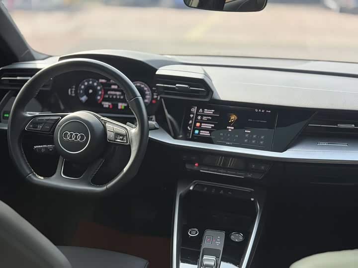 Audi A3 2024 A3L Limousine 35 TFSI Fashion Sport - zdjęcie 17