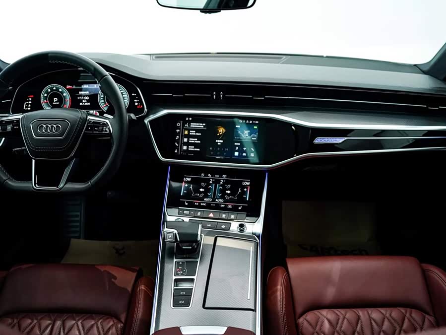 Audi A7L 2024 45 TFSI quattro Black Warrior - zdjęcie 14