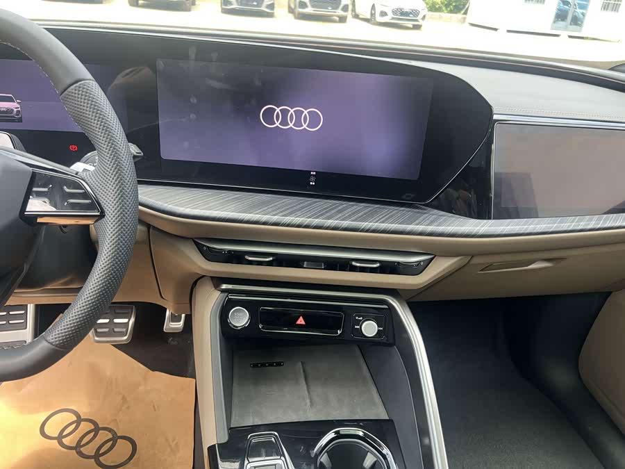 Audi Q5L 2026 2.0T Hybrid Luxury - zdjęcie 11