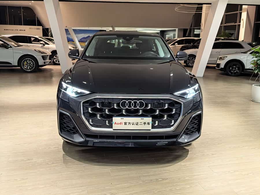 Audi Q8 2024 55 TFSI Luxury Sport - zdjęcie 2