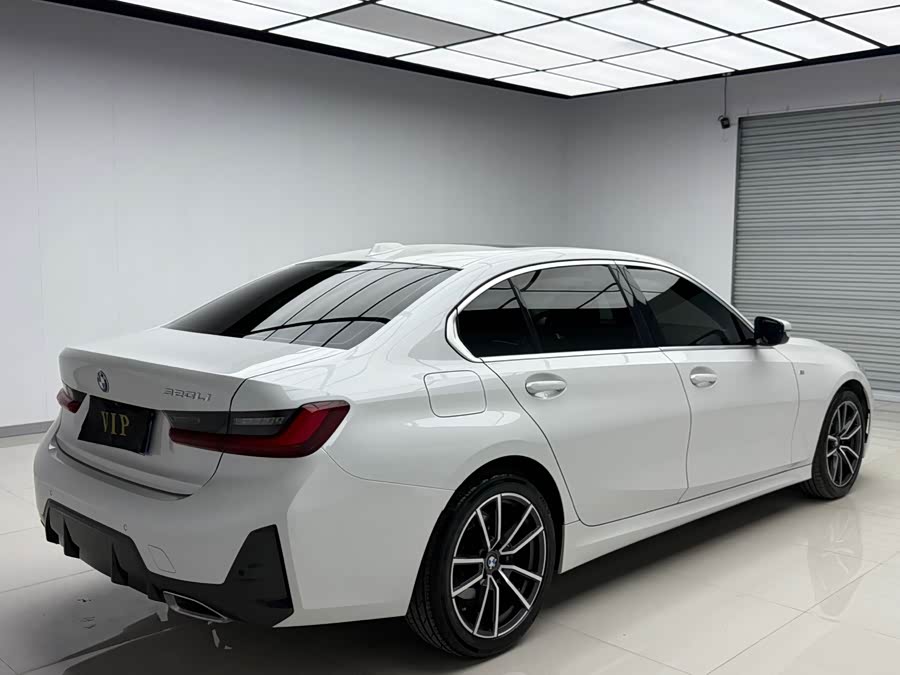 BMW 3 Series 2023 320Li M Sport - zdjęcie 4