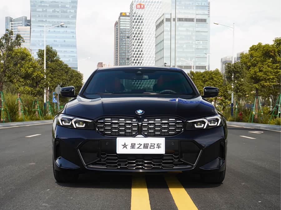BMW 3 Series 2023 325i M Sport Night Package - zdjęcie 2