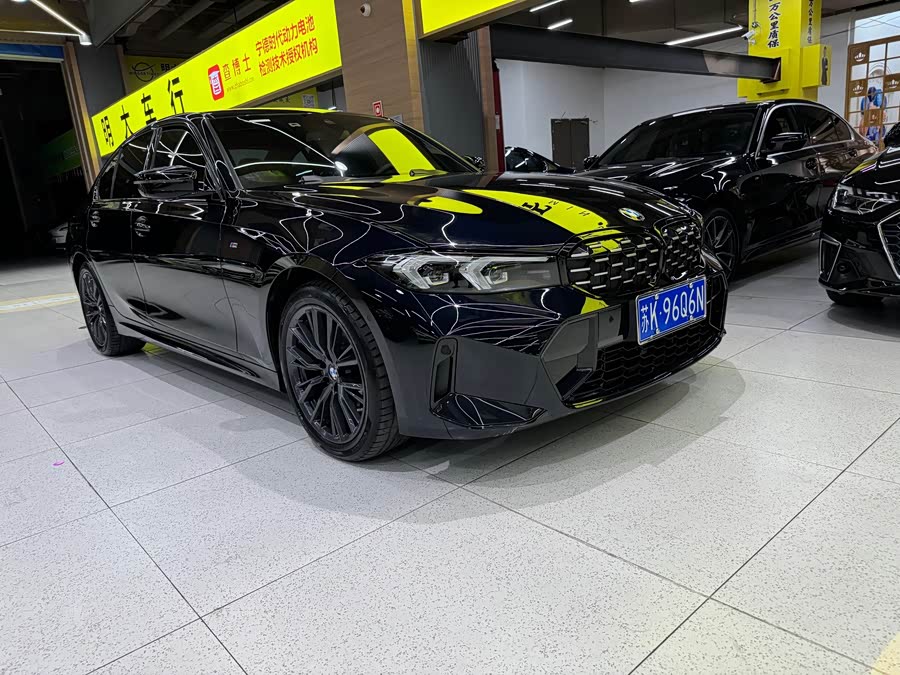 BMW 3 Series 2023 325i M Sport Night Package - zdjęcie 3