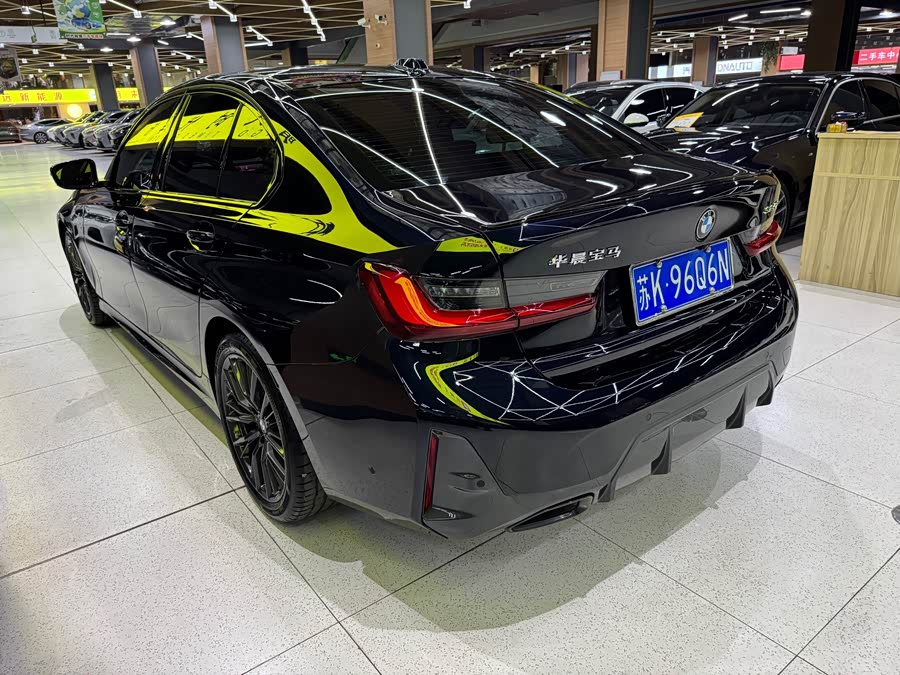 BMW 3 Series 2023 325i M Sport Night Package - zdjęcie 8