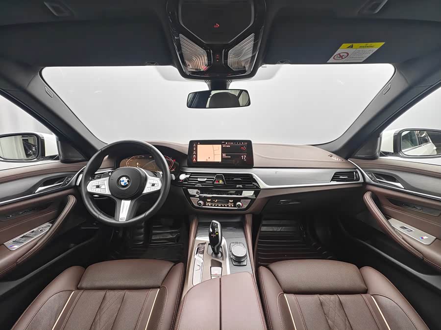 BMW 5 Series 2023 530Li Luxury M Sport - zdjęcie 14