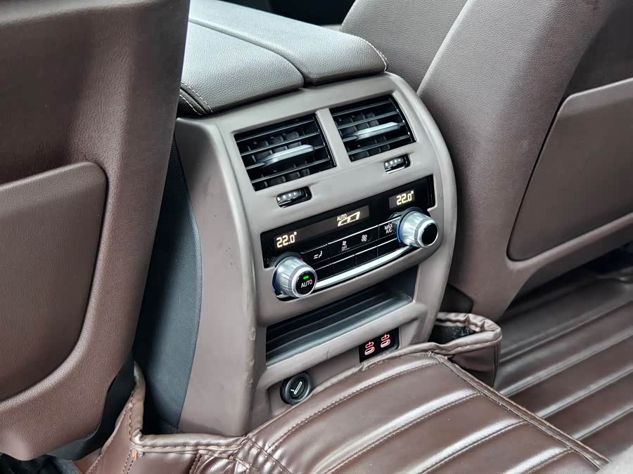 BMW 5 Series 2023 530Li Luxury M Sport - zdjęcie 20