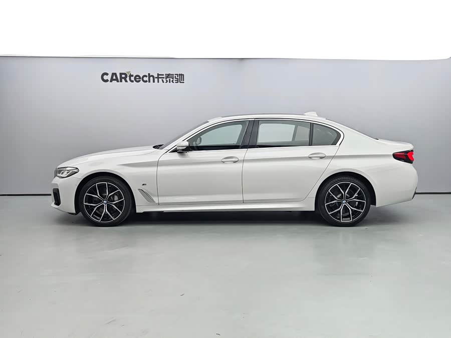 BMW 5 Series 2023 530Li Luxury M Sport - zdjęcie 3