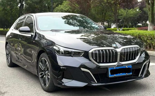BMW 5 Series 2025 530Li Leading M Sport Package