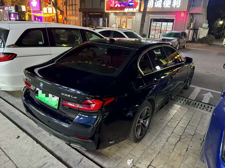 BMW 5 Series New Energy 2022 535Le Luxury - zdjęcie 2