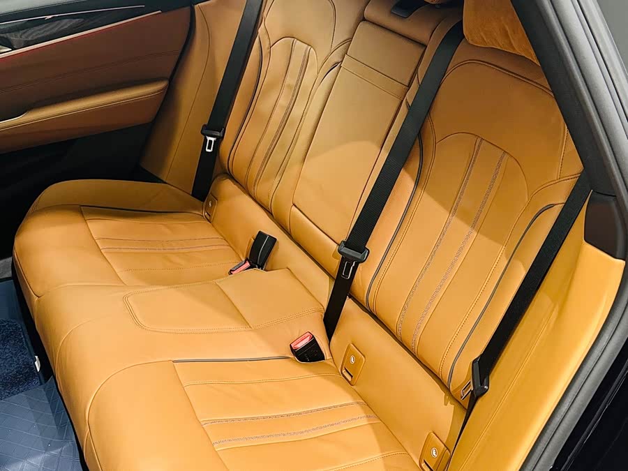 BMW 6 Series GT 2024 630i M Sport Ultimate Package - zdjęcie 19