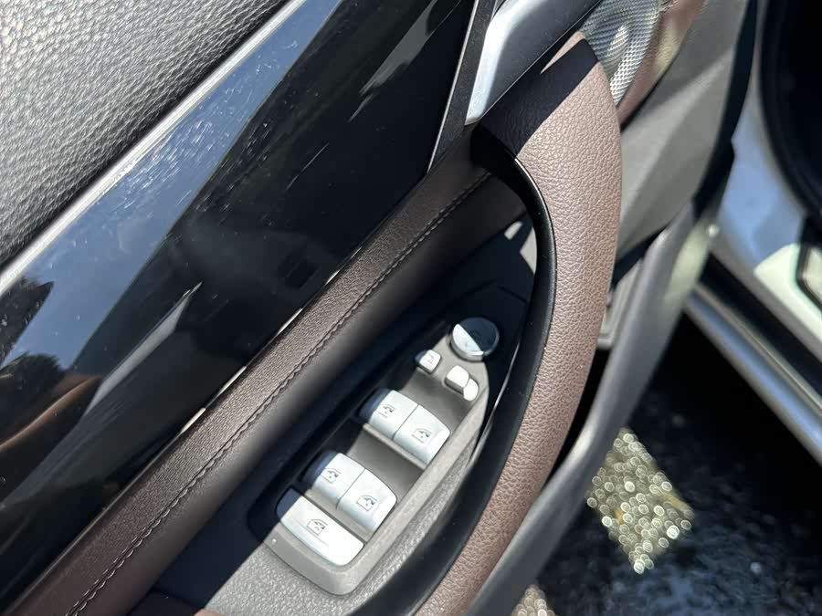 BMW X1 2022 sDrive20Li Luxury Edition - zdjęcie 5