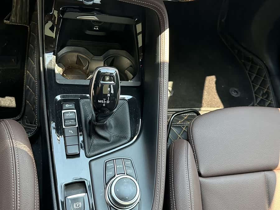 BMW X1 2022 sDrive20Li Luxury Edition - zdjęcie 7
