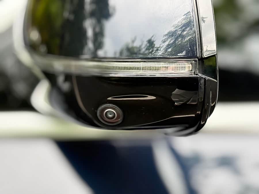 BMW X5 2022 Facelift xDrive 40Li Luxury M Sport Package - zdjęcie 6