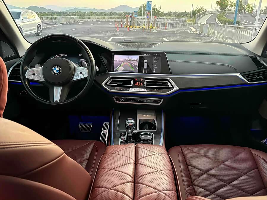 BMW X5 2022 xDrive 30Li M Sport - zdjęcie 6