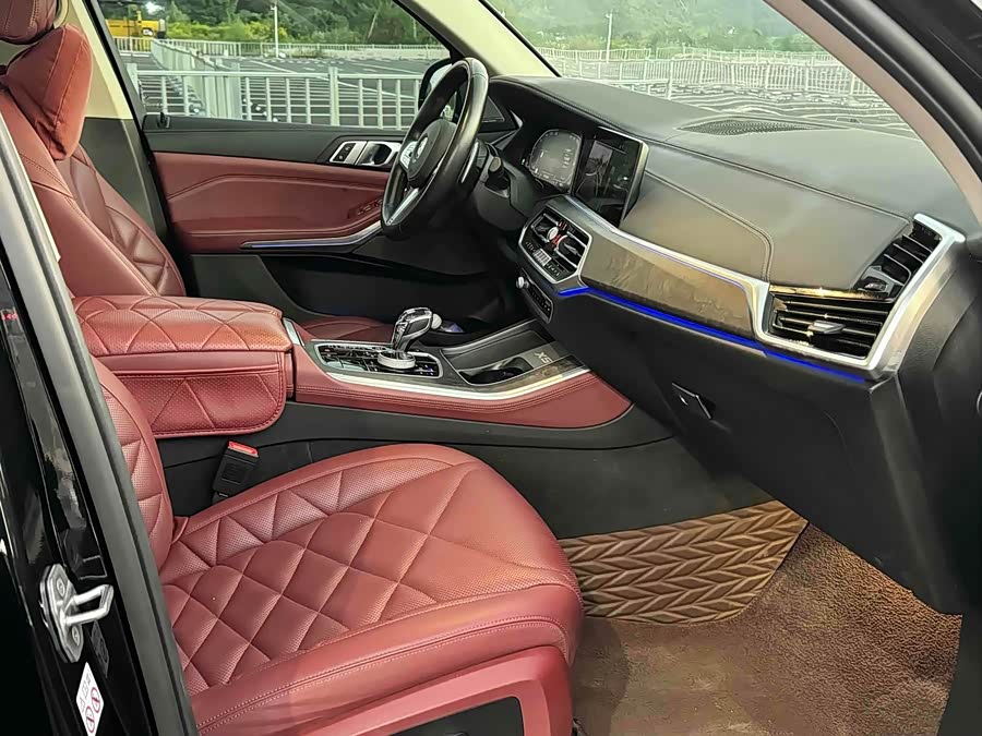 BMW X5 2022 xDrive 30Li M Sport - zdjęcie 8