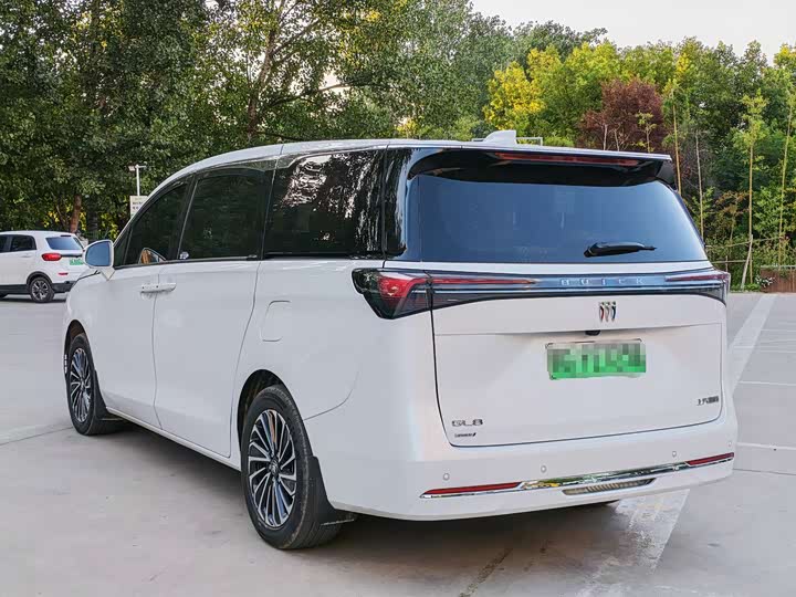 Buick GL8 New Energy 2025 Luxurious Version - zdjęcie 16