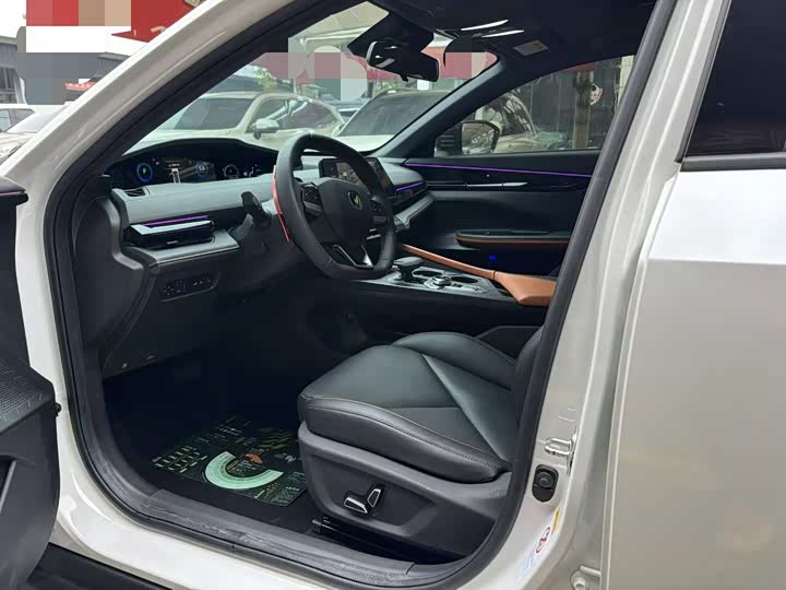 Changan UNI-V 2023 1.5T Premium - zdjęcie 16