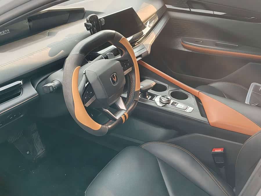 Changan UNI-V 2023 1.5T Premium - zdjęcie 4