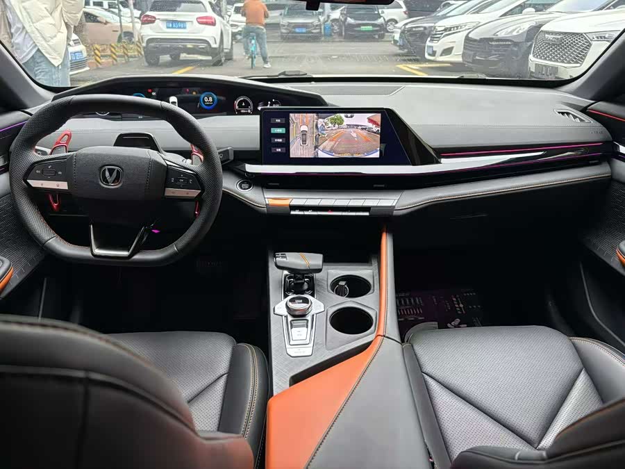 Changan UNI-V 2023 1.5T Premium - zdjęcie 6