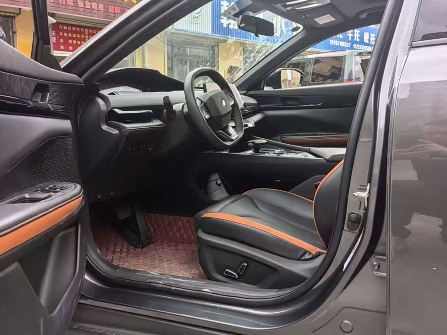 Changan UNI-V 2023 1.5T Premium - zdjęcie 9