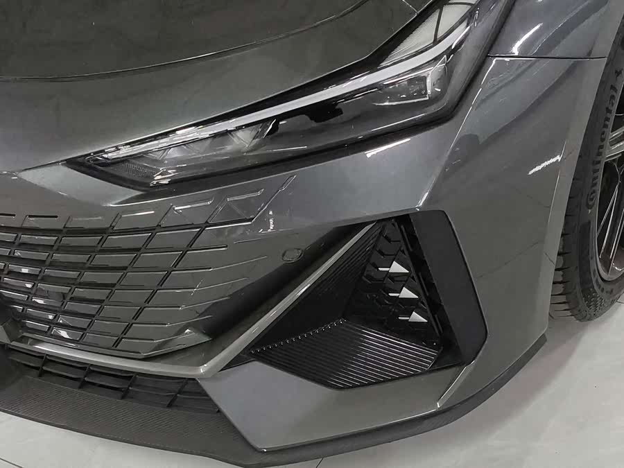 Changan UNI-V 2023 1.5T Premium - zdjęcie 10