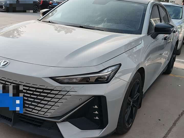 Changan UNI-V 2023 1.5T Premium - zdjęcie 10