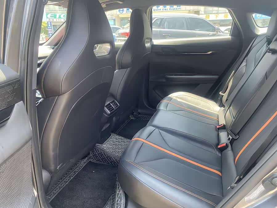 Changan UNI-V 2023 1.5T Sport - zdjęcie 9