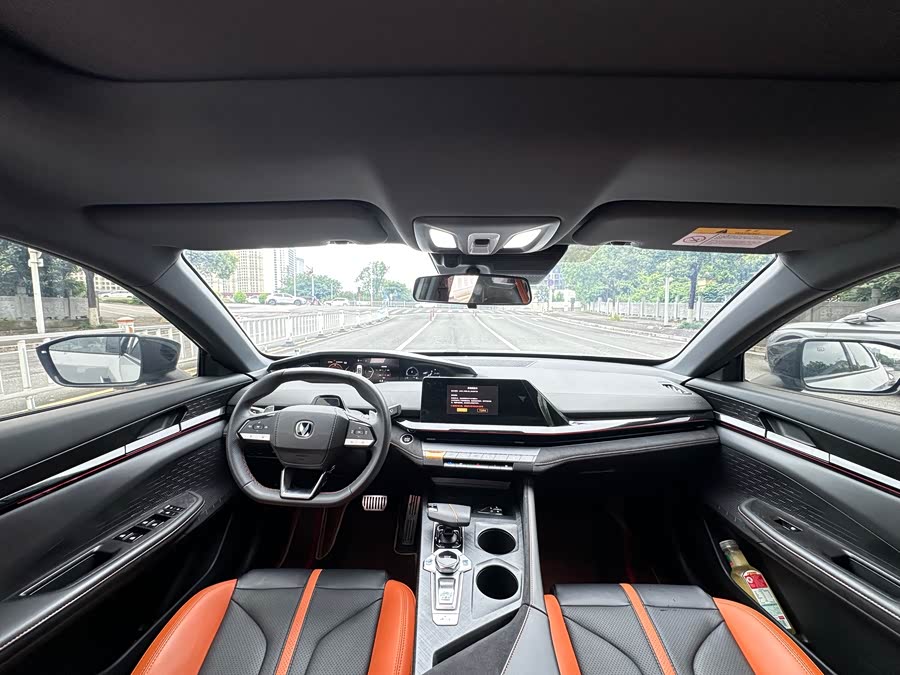 Changan UNI-V 2024 1.5T Premium Sports Edition - zdjęcie 10