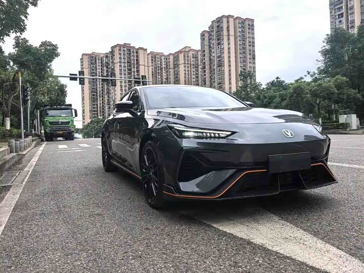 Changan UNI-V 2025 1.5T 500Bar Premium Sports Edition - zdjęcie 18