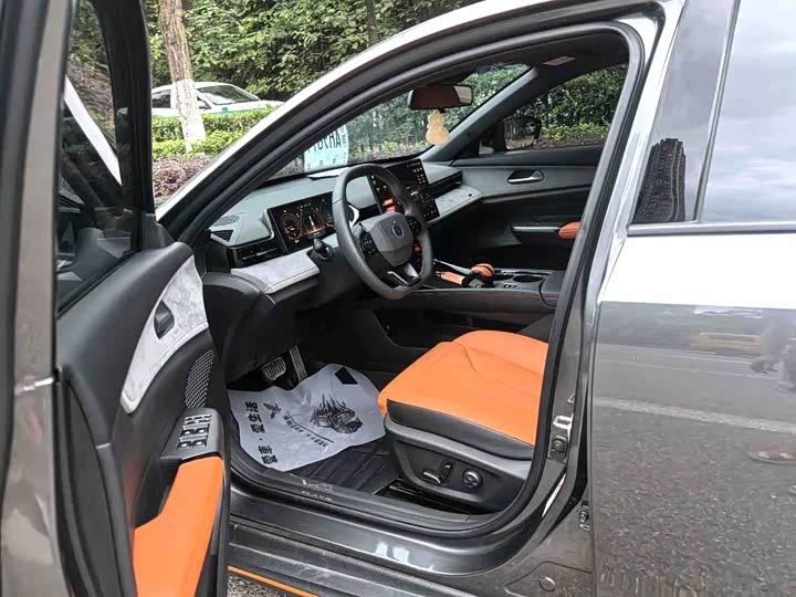 Changan UNI-V 2025 1.5T 500Bar Premium Sports Edition - zdjęcie 19