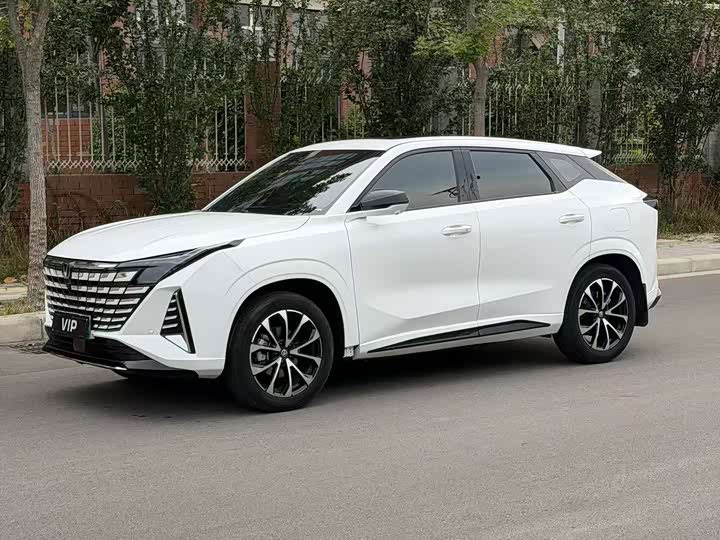 Changan UNI-Z New Energy 2024 Blue Whale Smart iDD 125km Excellent - zdjęcie 13