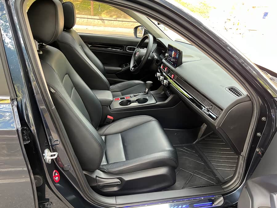 Civic 2023 240TURBO CVT Sporty C-Special Edition - zdjęcie 11