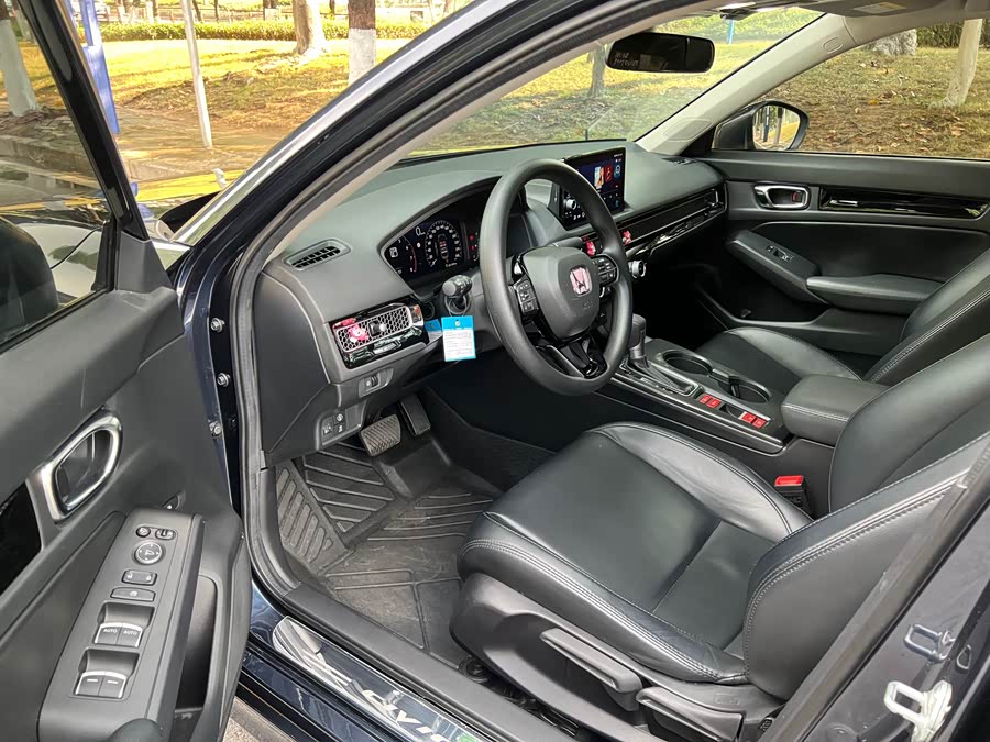 Civic 2023 240TURBO CVT Sporty C-Special Edition - zdjęcie 9